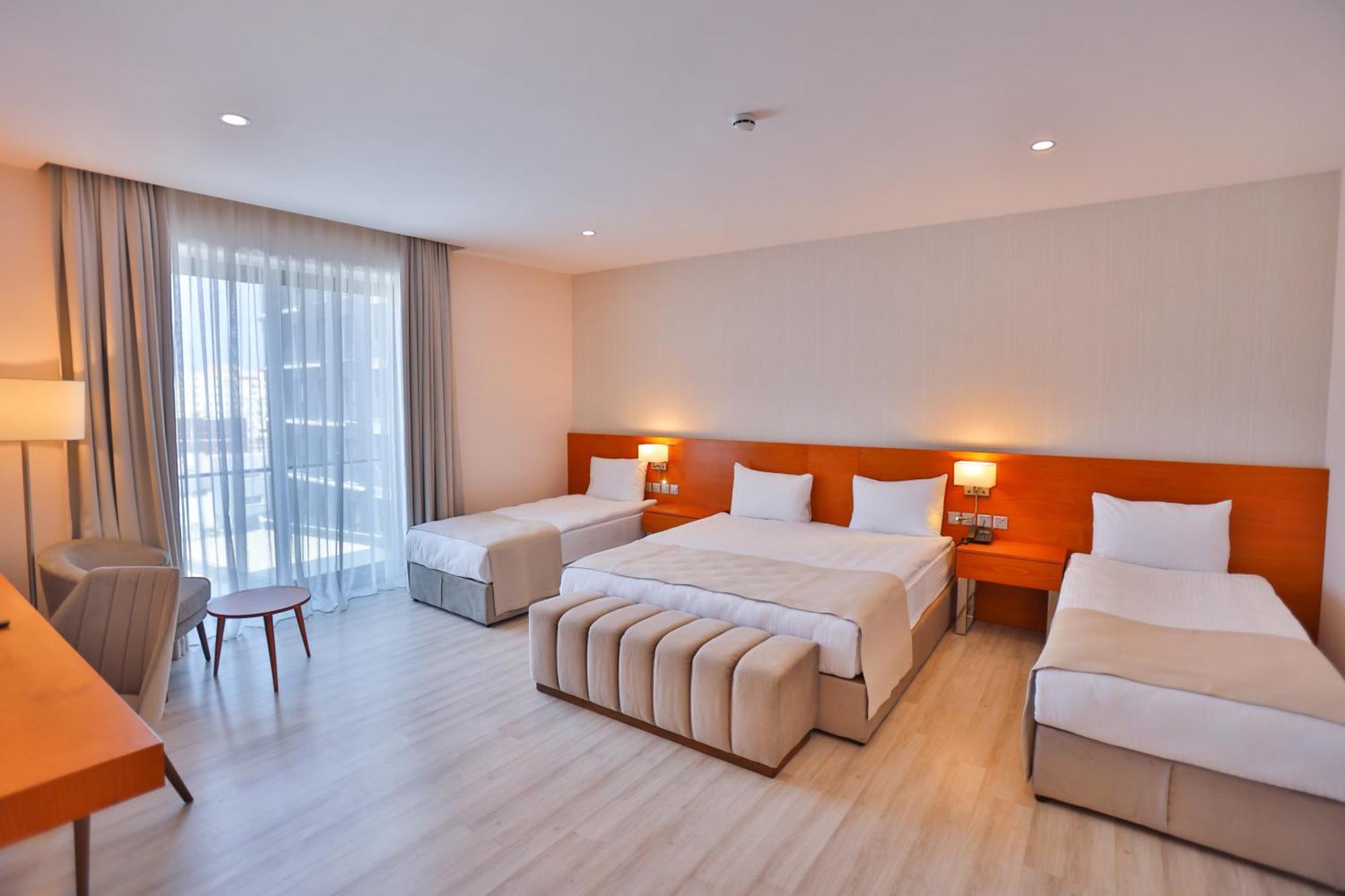 Caddem Inn Hotel Фамагуста Екстер'єр фото